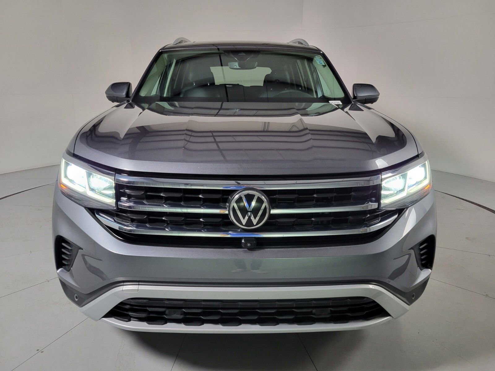 Used 2021 Volkswagen Atlas SEL Premium image 9