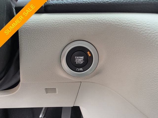 Certified 2023 Chrysler Pacifica Touring-L FWD image 26