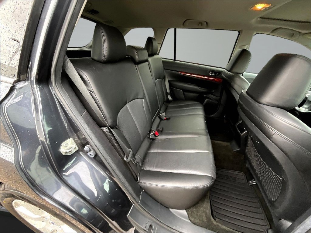 Used 2012 Subaru Outback 2.5i Limited w/ Moonroof Pkg AWD/4WD image 27