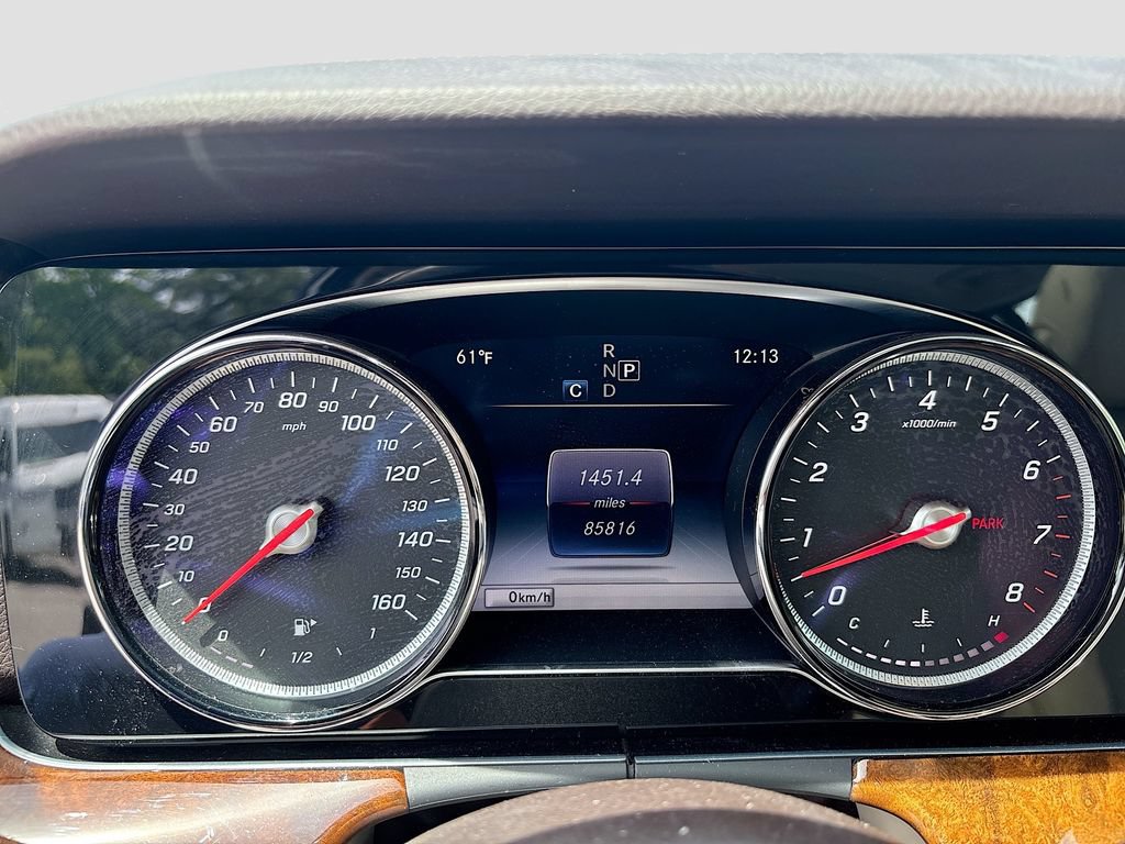 Used 2018 Mercedes-Benz E 400 4MATIC Wagon image 40