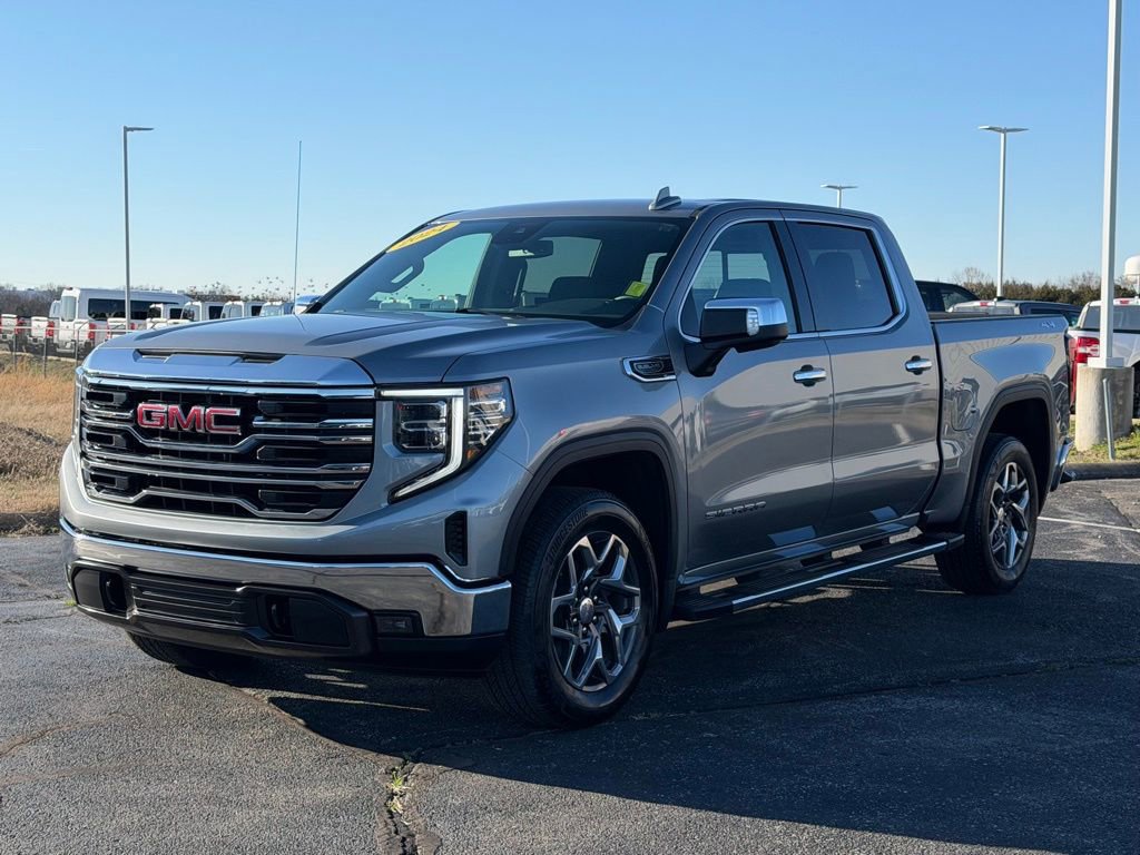 Used 2024 GMC Sierra 1500 SLT w/ SLT Premium Package image 9