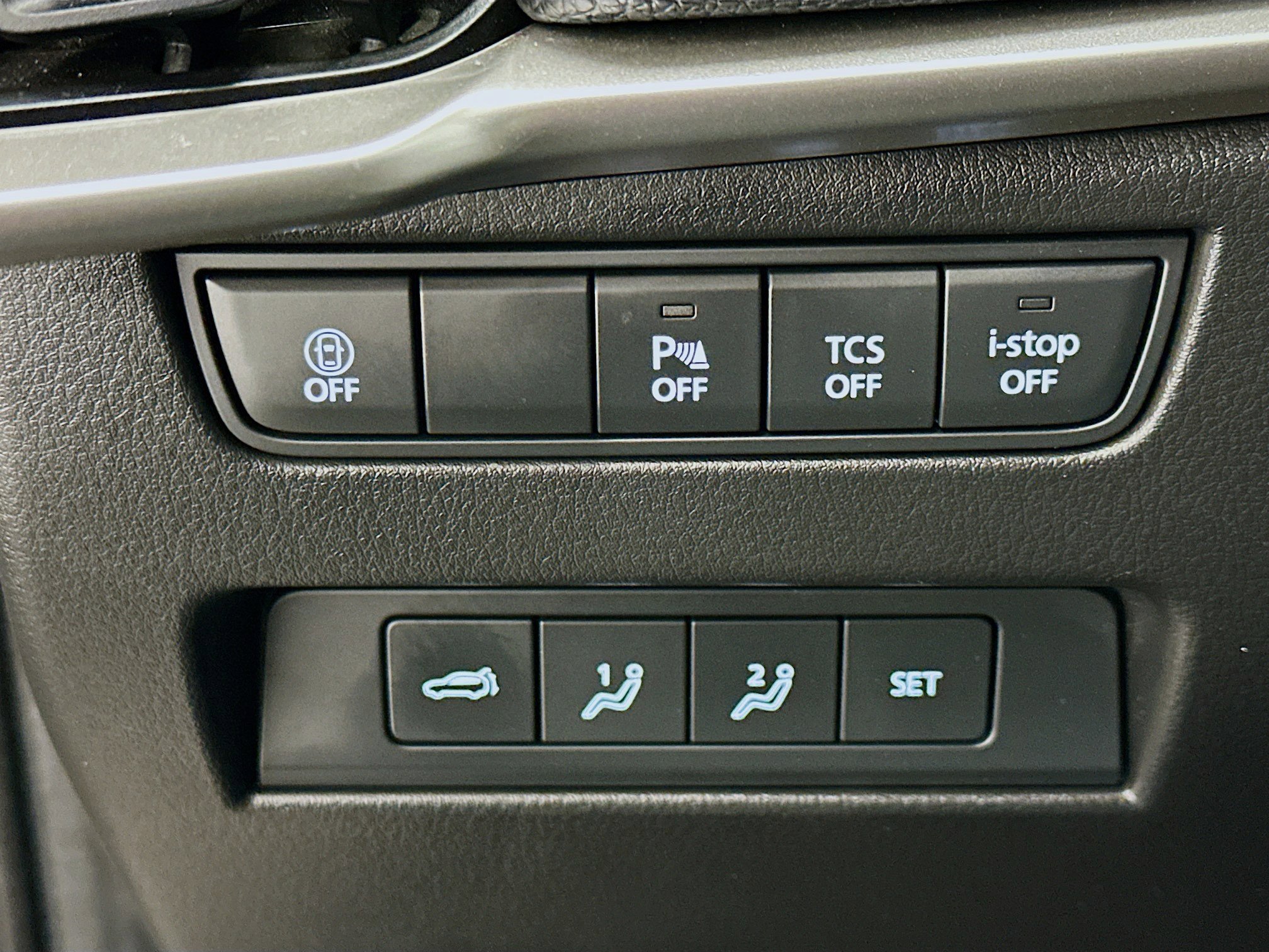 Used 2025 MAZDA CX-90 3.3 Turbo w/ Premium Sport Pkg image 17