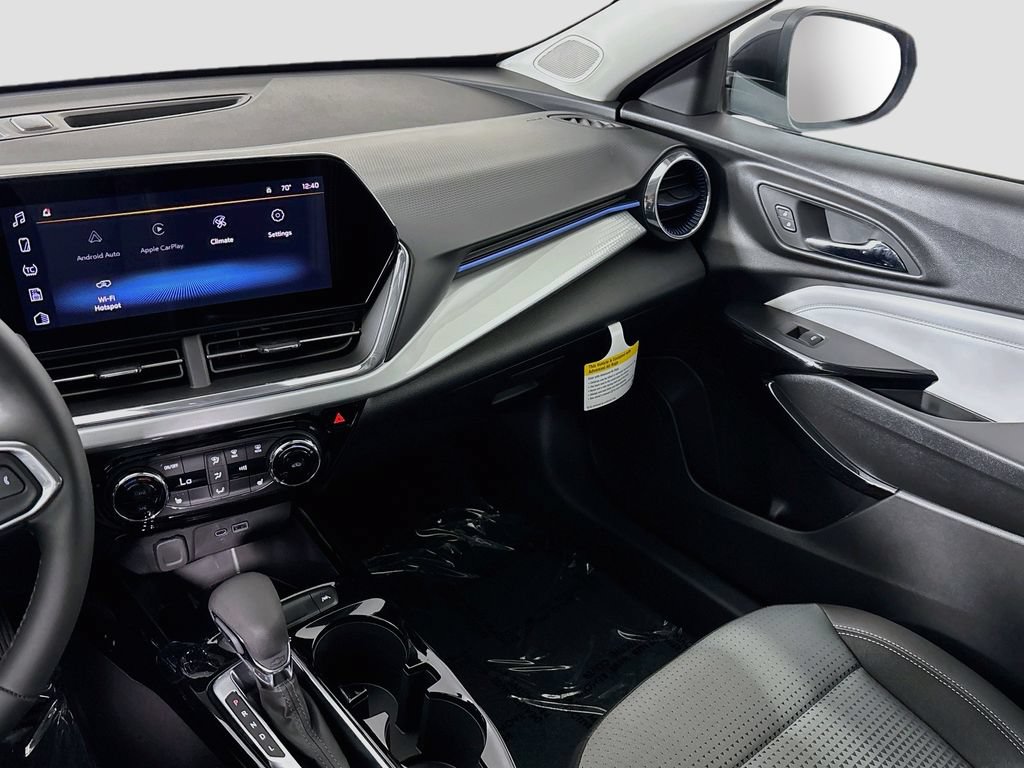 New 2026 Chevrolet Trax LT w/ Driver Confidence Package FWD image 22