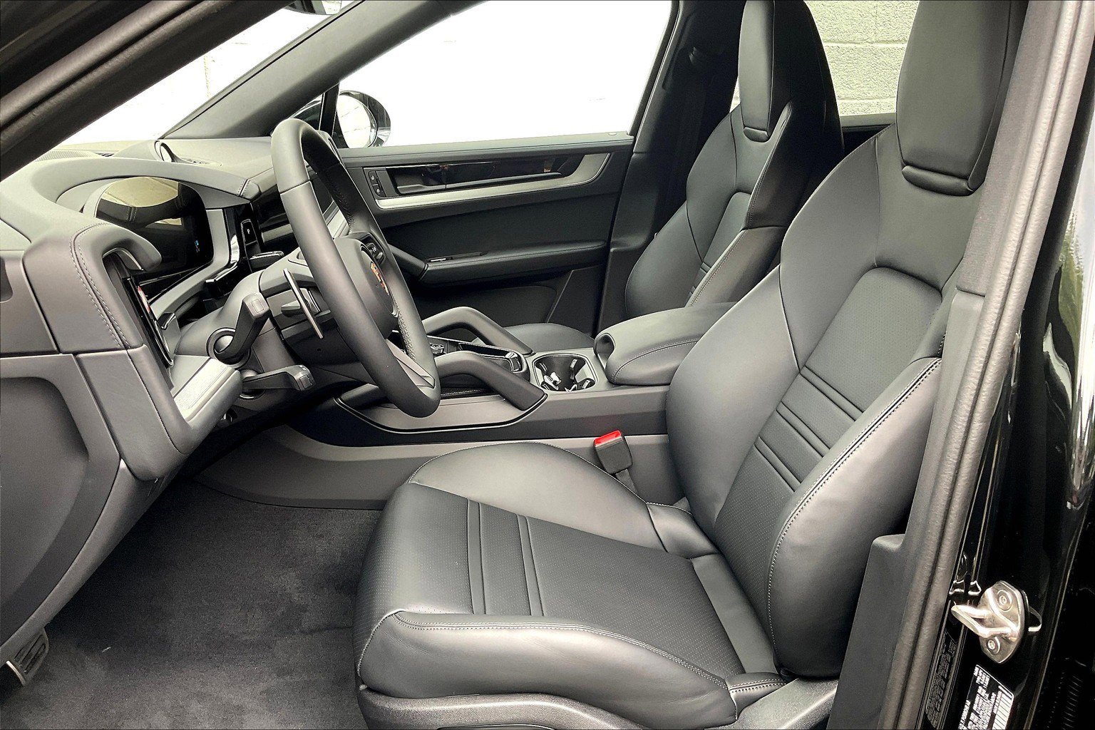 New 2026 Porsche Cayenne S image 5