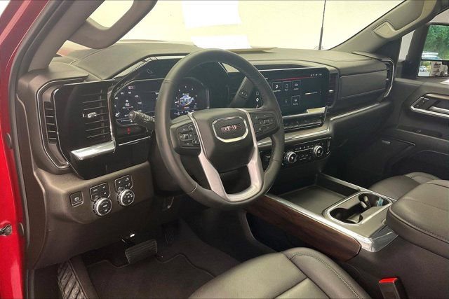 Used 2024 GMC Sierra 2500 SLT w/ SLT Premium Package AWD/4WD image 14