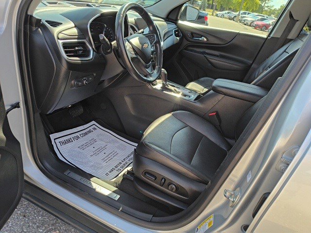 Used 2018 Chevrolet Equinox Premier image 11