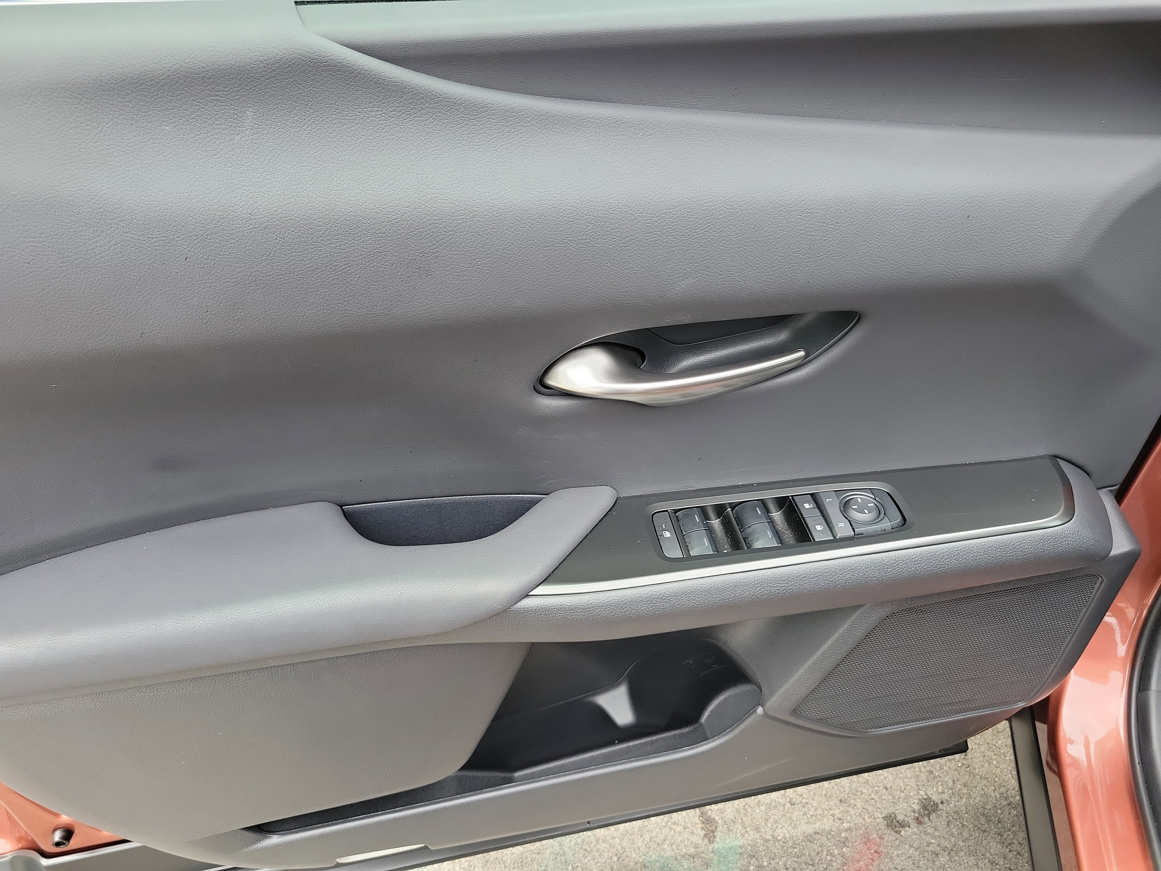 Used 2025 Lexus UX 300h FWD image 20