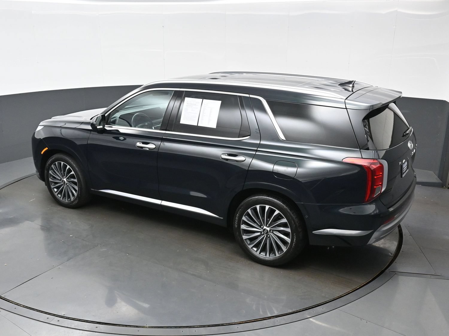 Certified 2023 Hyundai Palisade Calligraphy AWD/4WD image 39