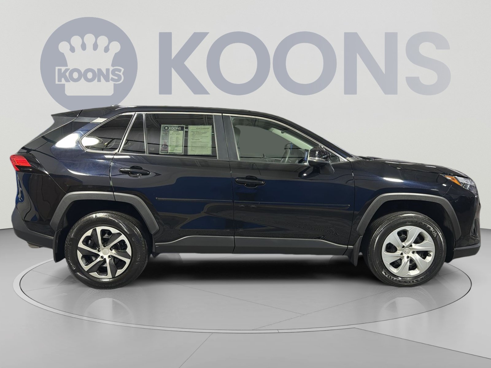 Used 2023 Toyota RAV4 LE AWD/4WD image 8