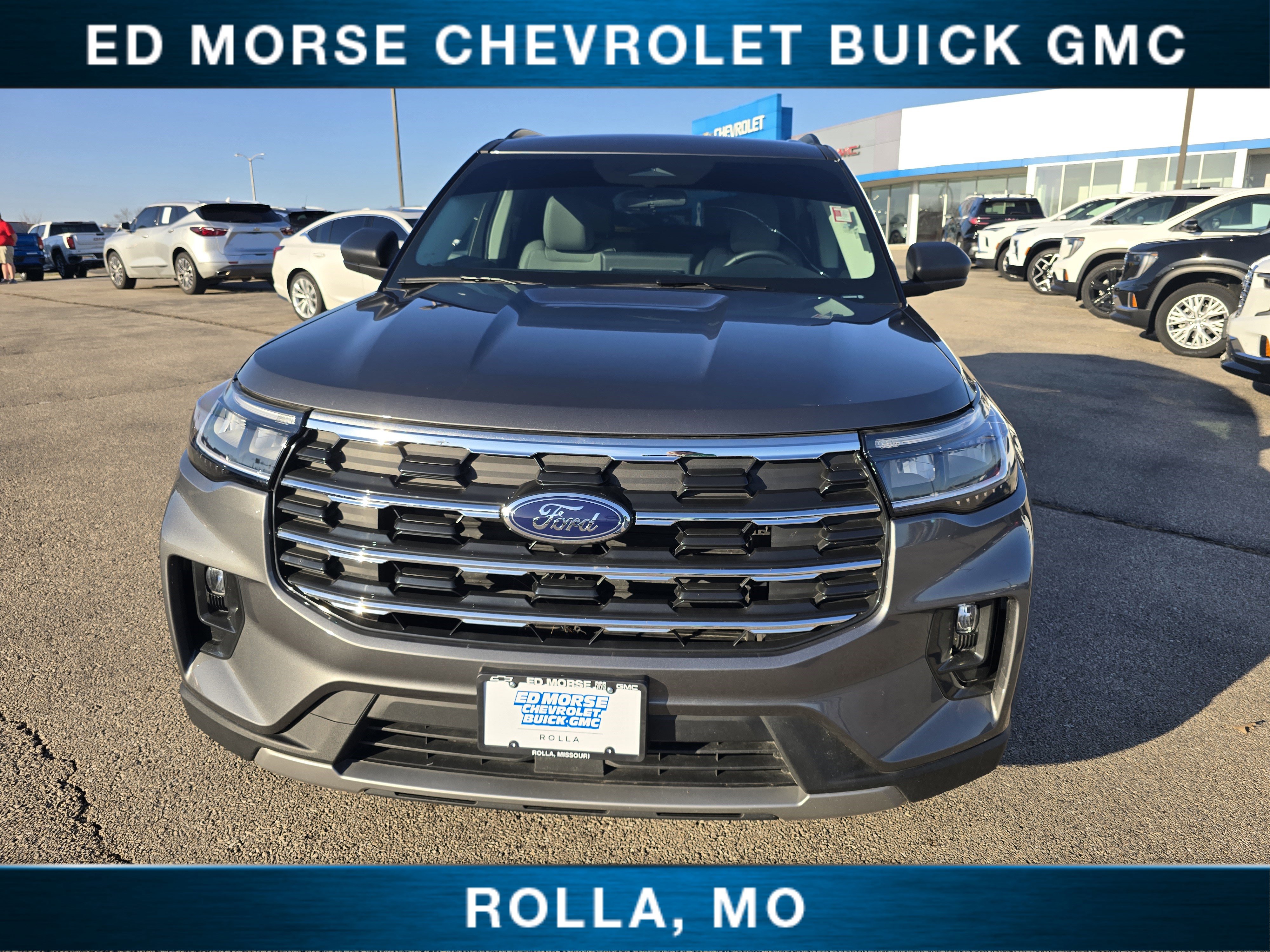 Used 2025 Ford Explorer Active w/ Active Comfort Package image 8