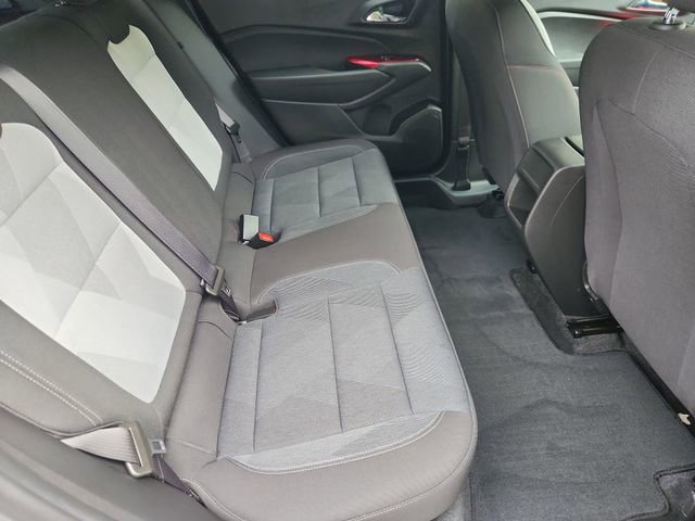 Used 2024 Chevrolet Trax RS FWD image 26