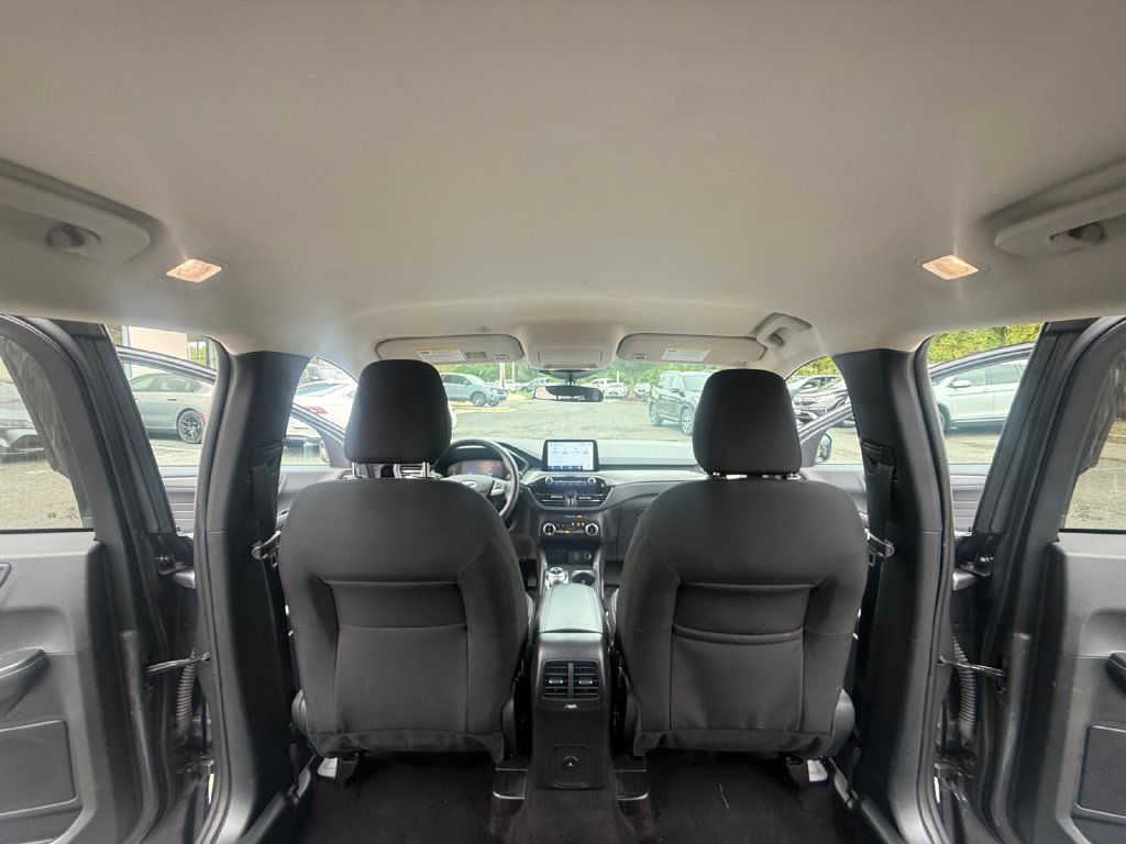 Used 2025 Ford Escape Active AWD/4WD image 27