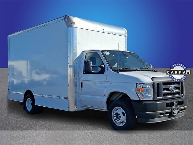Used 2024 Ford E-450 and Econoline 450 Super Duty w/ Driver's Safety Package image 3