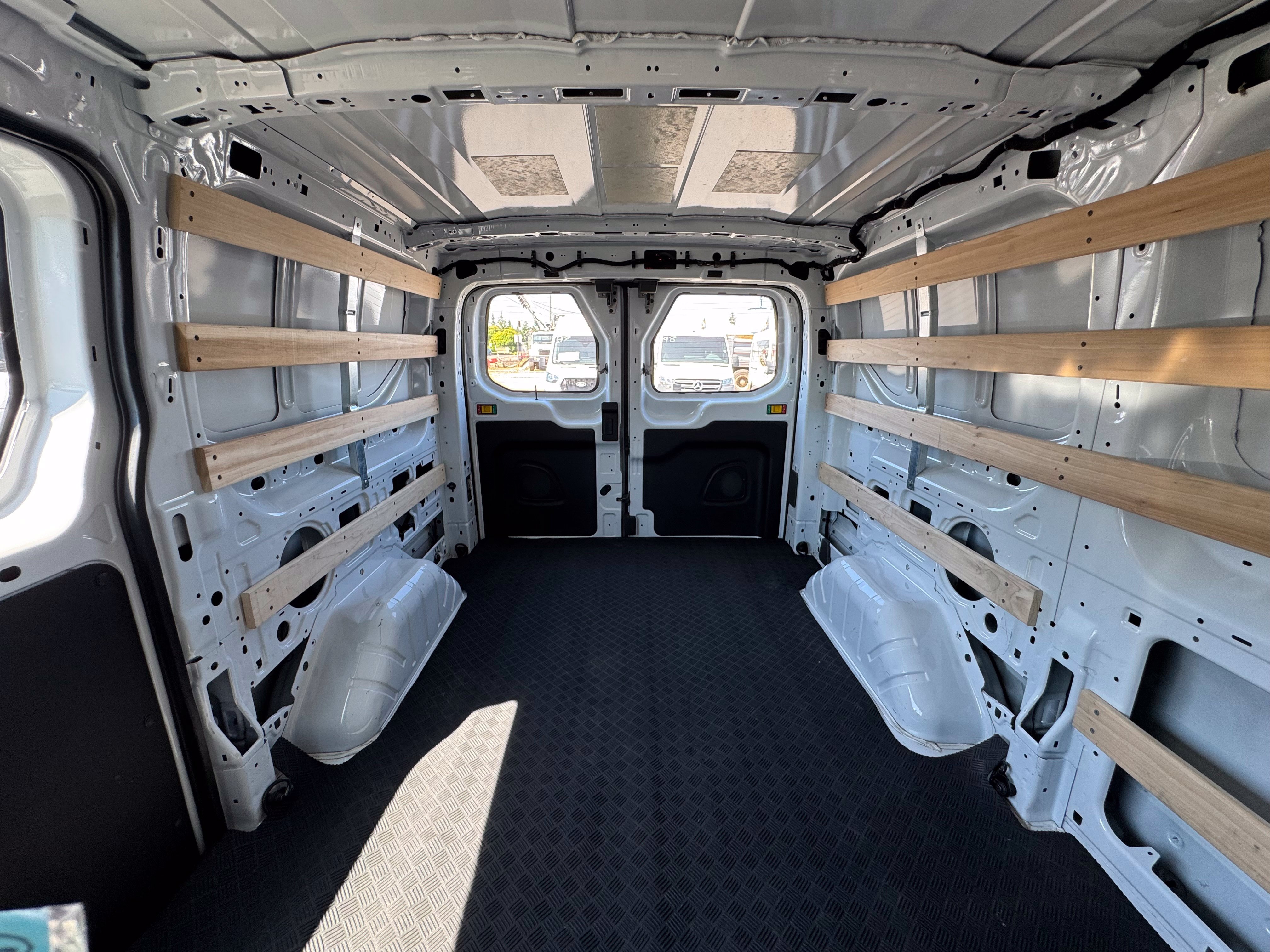 Used 2025 Ford Transit 250 Low Roof w/ Exterior Upgrade Package RWD image 19