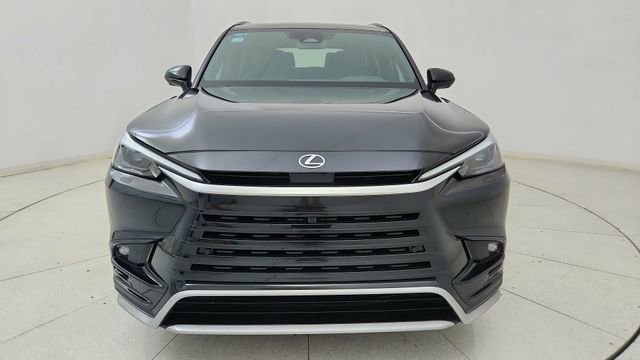 Used 2026 Lexus TX 500h AWD w/ Technology Package image 2