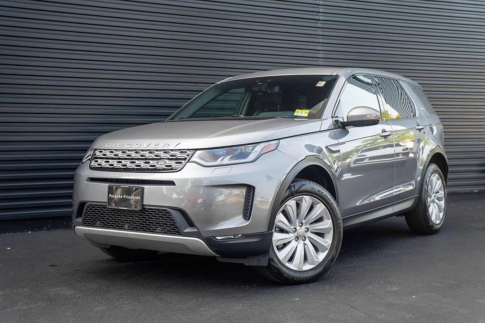 Used 2020 Land Rover Discovery Sport SE