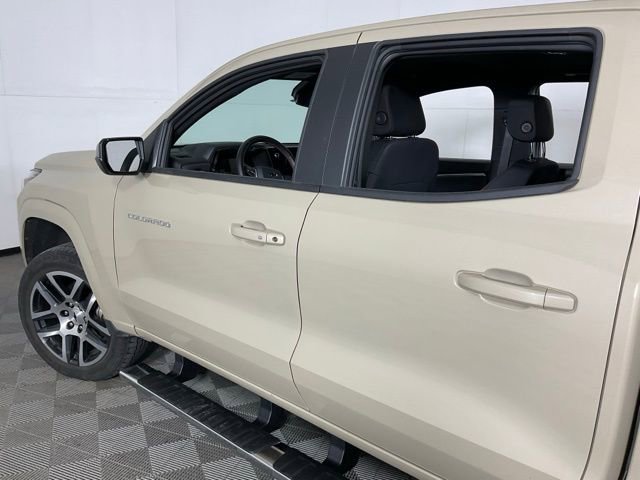 Used 2023 Chevrolet Colorado Z71 w/ Advanced Trailering Package image 40