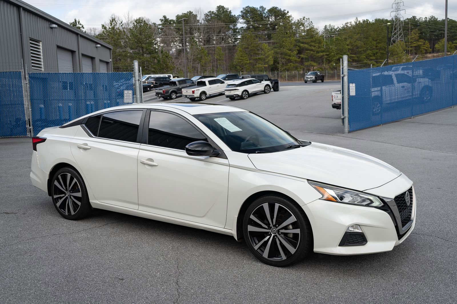 Used 2019 Nissan Altima 2.5 SR w/ SR Premium Package image 12