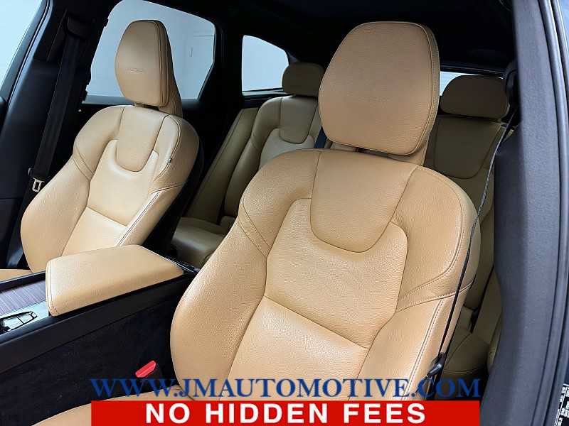 Used 2020 Volvo XC60 T6 Inscription w/ Protection Package AWD/4WD image 13