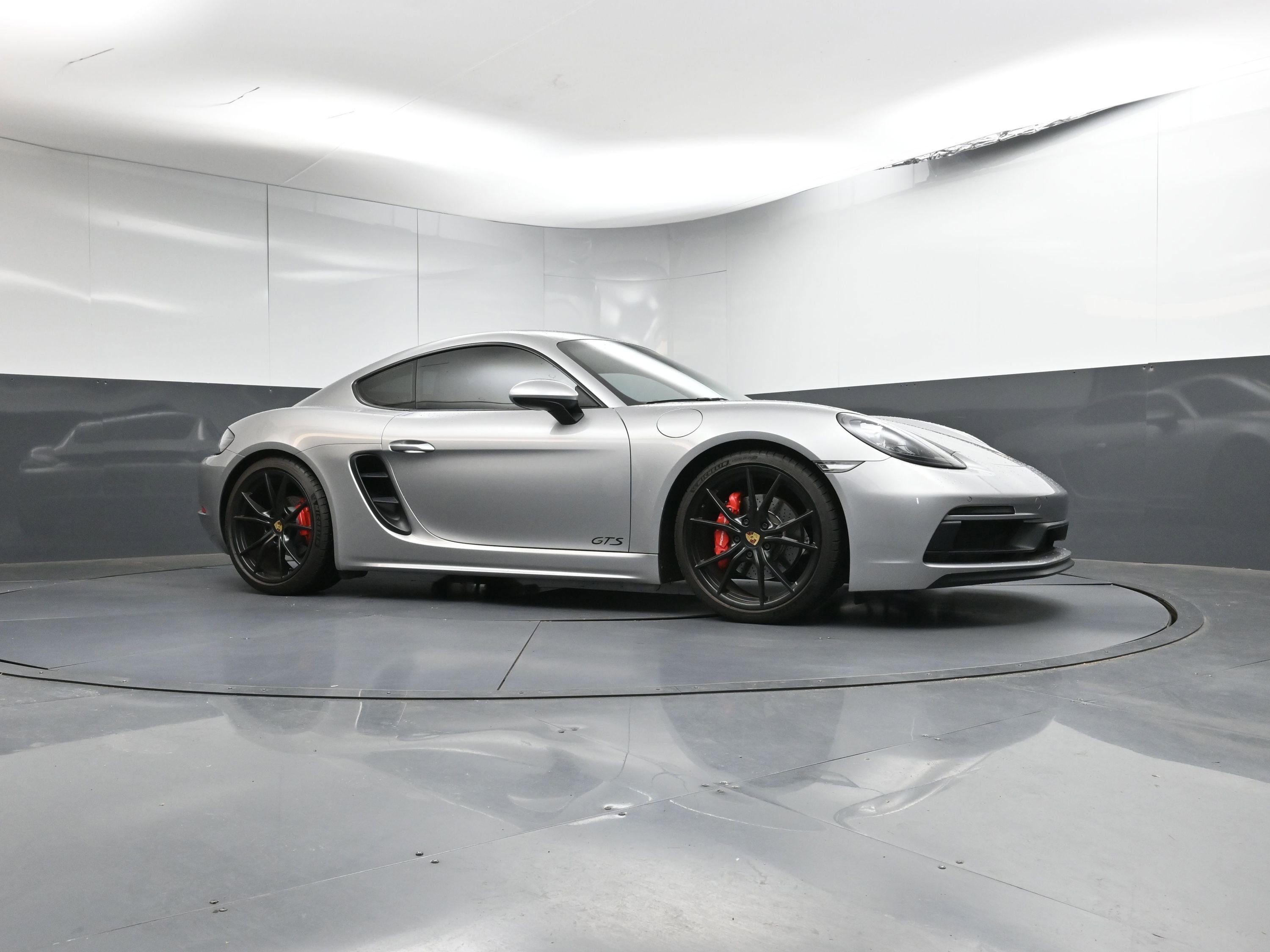 Certified 2019 Porsche 718 Cayman GTS image 30