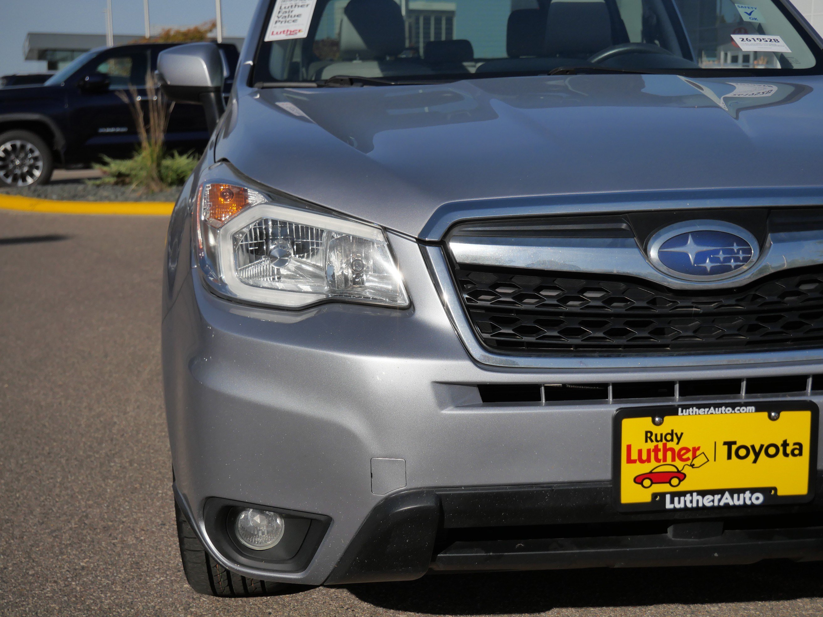 Used 2016 Subaru Forester 2.5i Touring w/ Eyesight & Navigation System AWD/4WD image 16