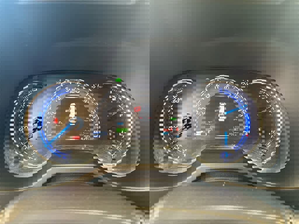 Used 2020 Toyota RAV4 XSE image 34