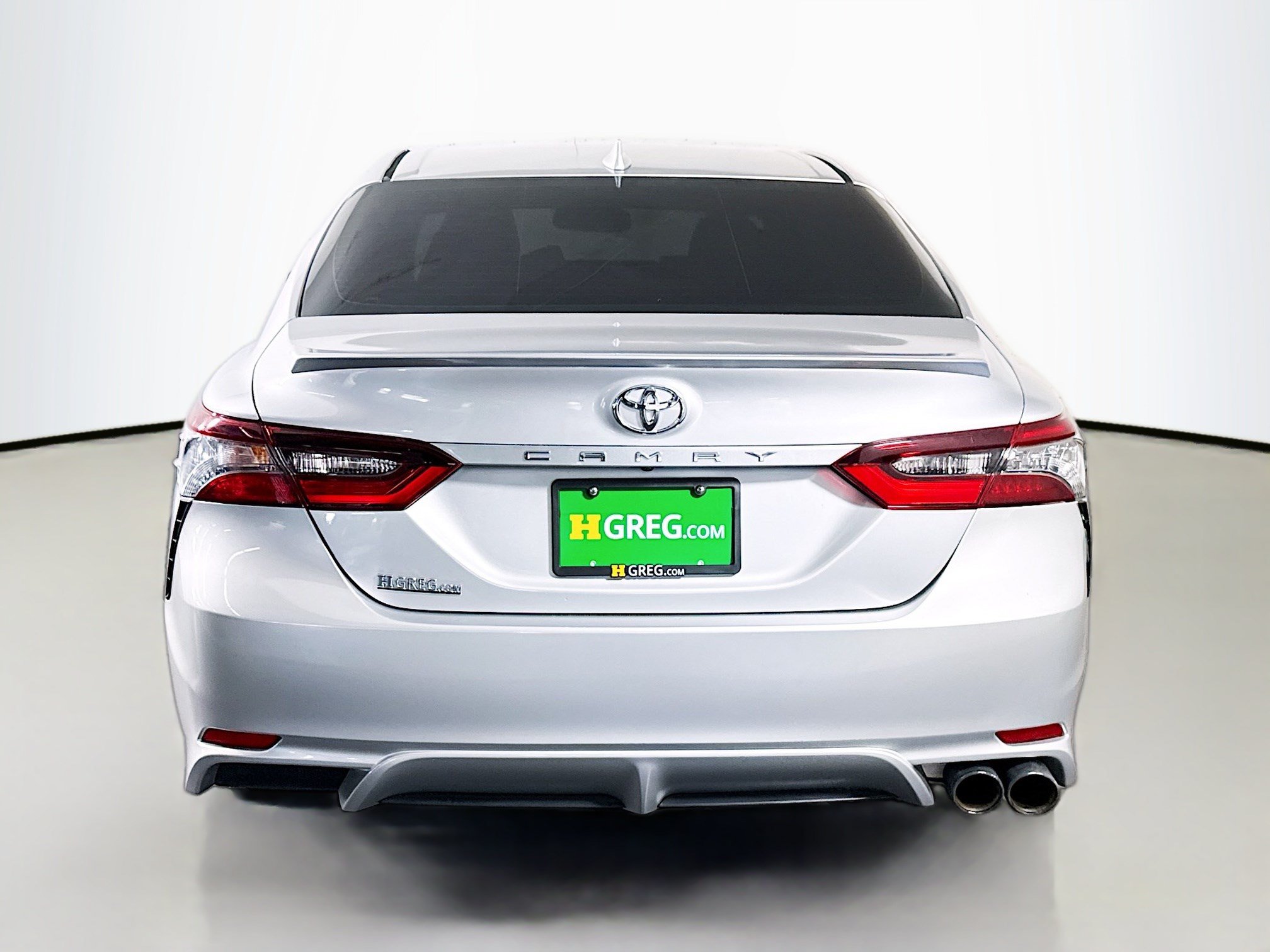 Used 2022 Toyota Camry SE w/ Convenience Package FWD image 8