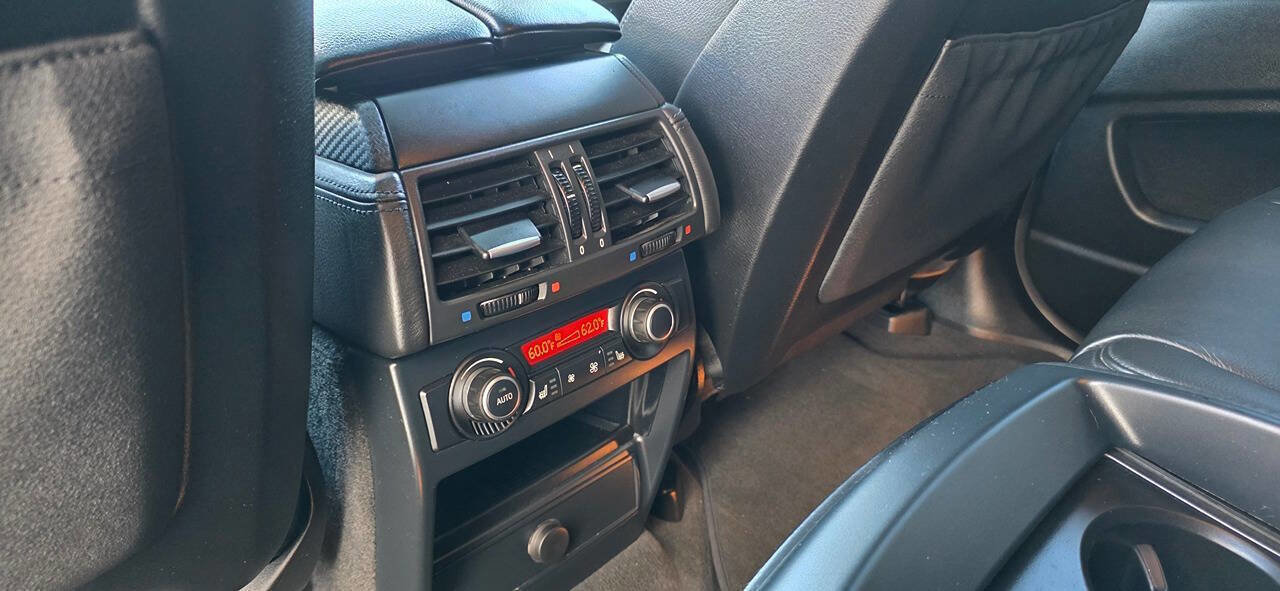 Used 2010 BMW X6 M image 15