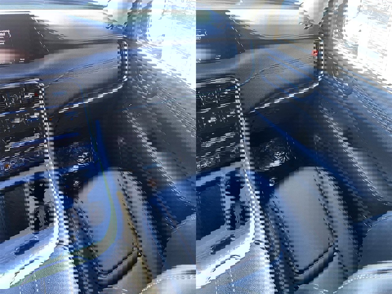 New 2026 Nissan Armada SV image 11