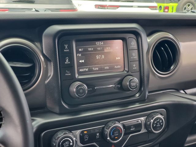 Used 2021 Jeep Gladiator Sport AWD/4WD image 17