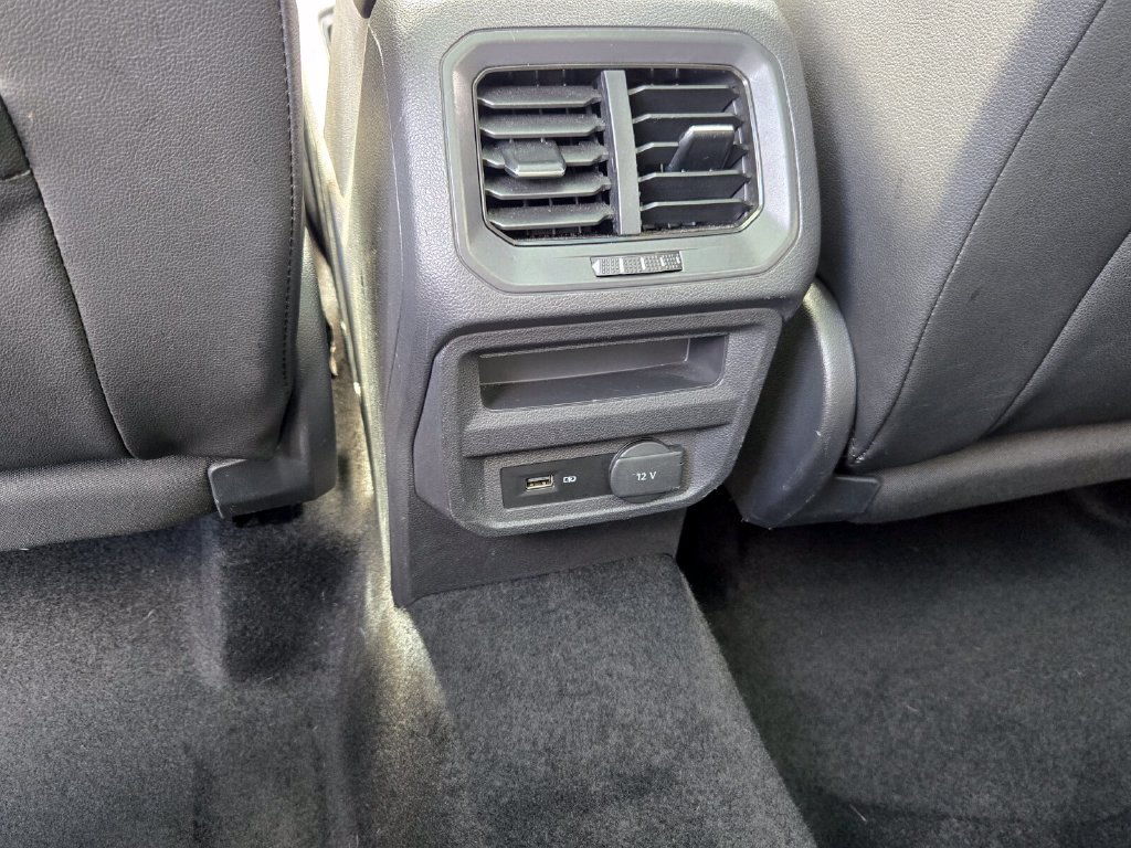 Used 2019 Volkswagen Tiguan SEL FWD image 15