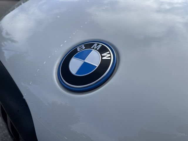 Used 2024 BMW X5 xDrive50e w/ Executive Package AWD/4WD image 13