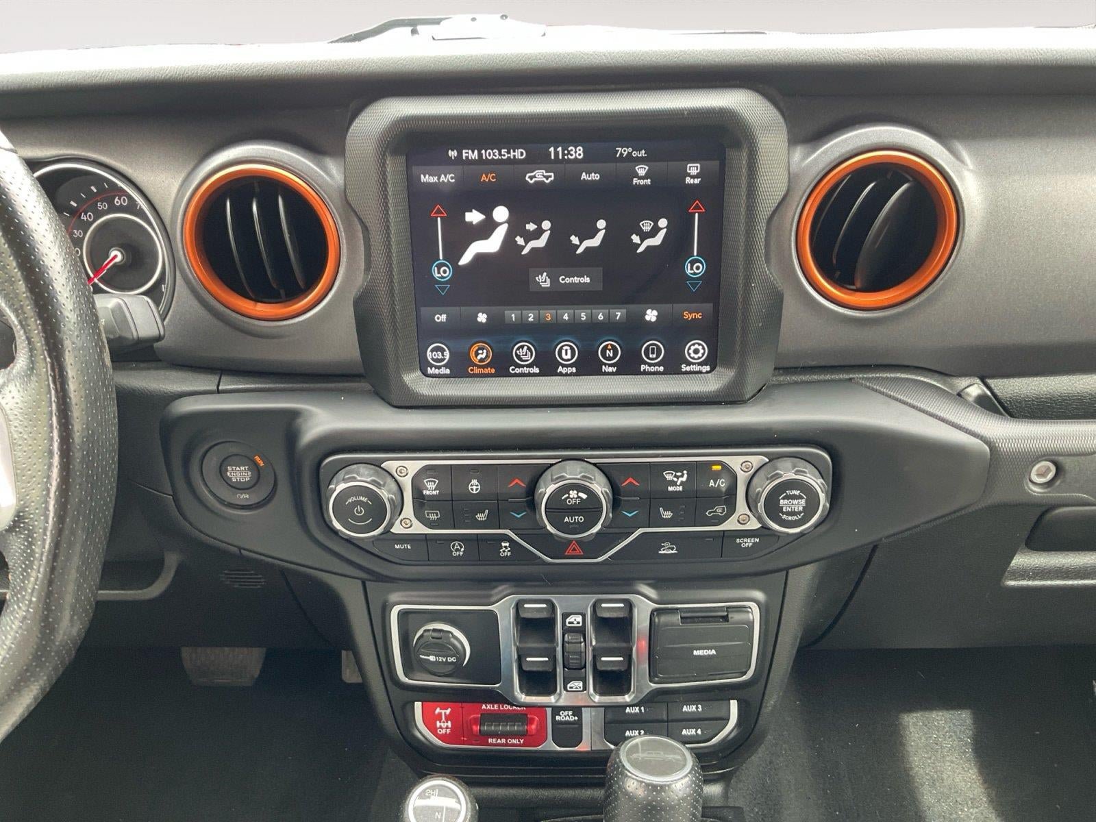 Used 2021 Jeep Gladiator Mojave AWD/4WD image 11