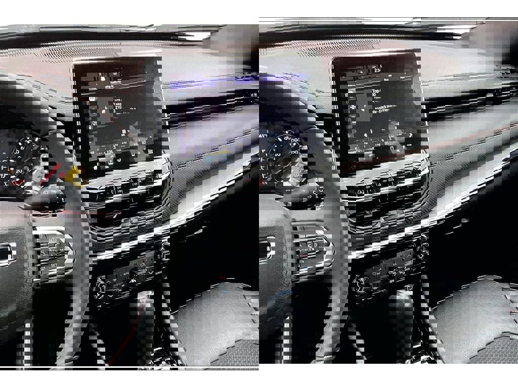 Used 2023 Jeep Compass Trailhawk image 7