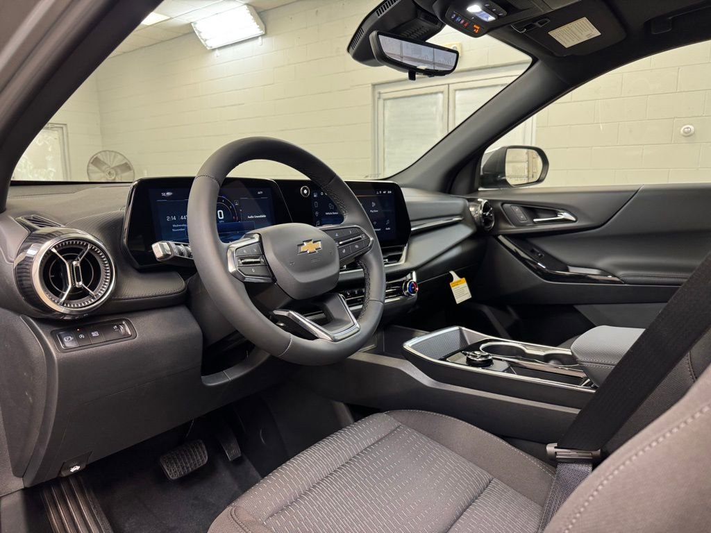 New 2026 Chevrolet Equinox LT w/ Safety and Technology Package image 13