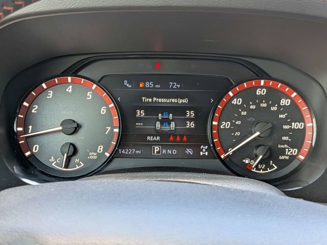 Used 2025 Nissan Frontier PRO-4X image 22