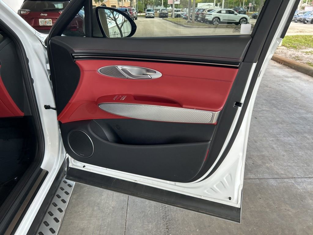 Used 2025 Genesis GV70 2.5T w/ Sport Prestige Package image 24