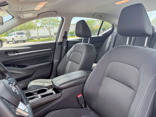 Used 2023 Nissan Altima 2.5 SV FWD image 16