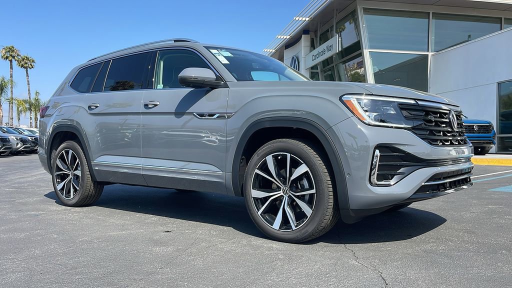 New 2025 Volkswagen Atlas SEL Premium R-Line image 1