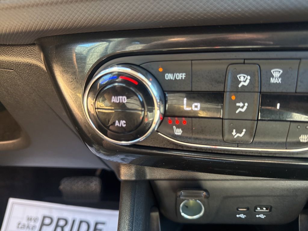 Used 2024 Chevrolet TrailBlazer LT w/ Convenience Package image 25