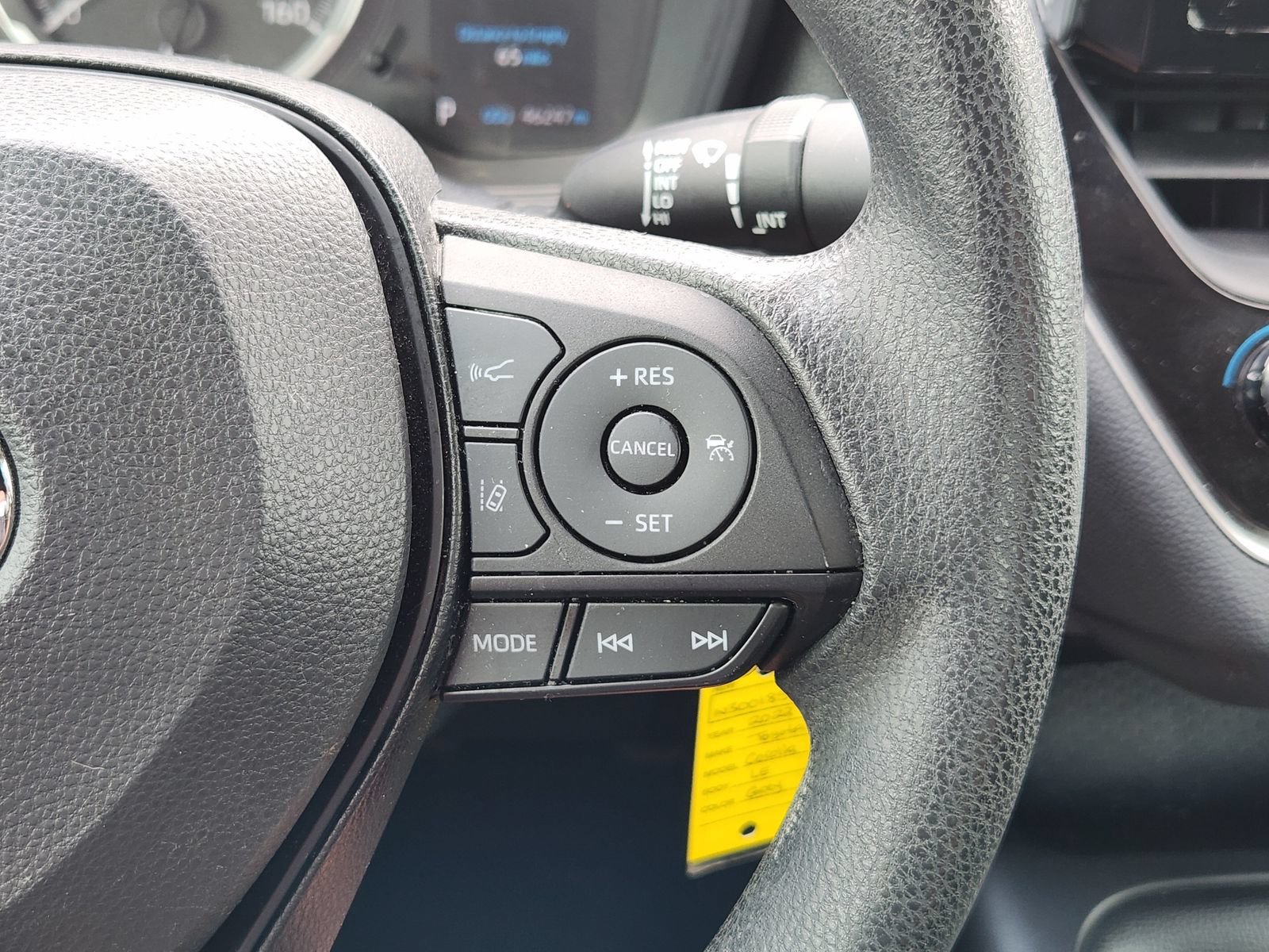 Used 2022 Toyota Corolla LE FWD image 36