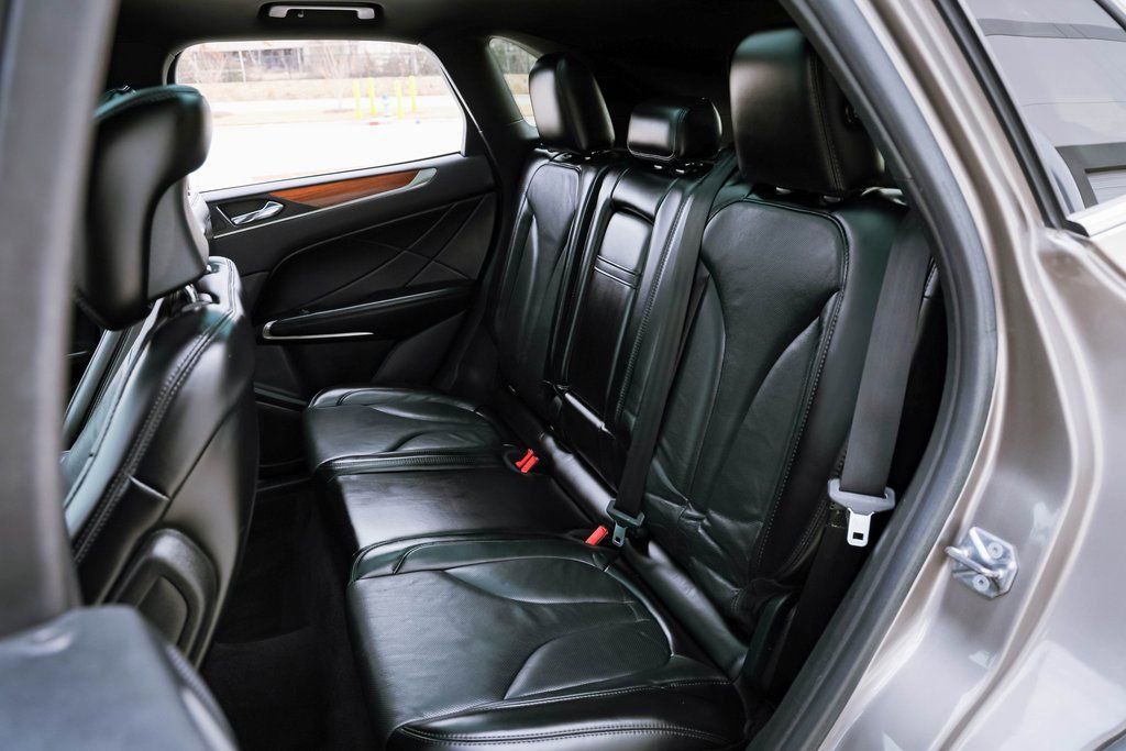 Used 2017 Lincoln MKC Reserve image 31