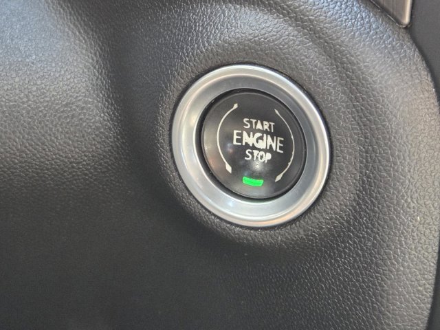 Used 2021 GMC Sierra 1500 AT4 w/ AT4 Value Package AWD/4WD image 16
