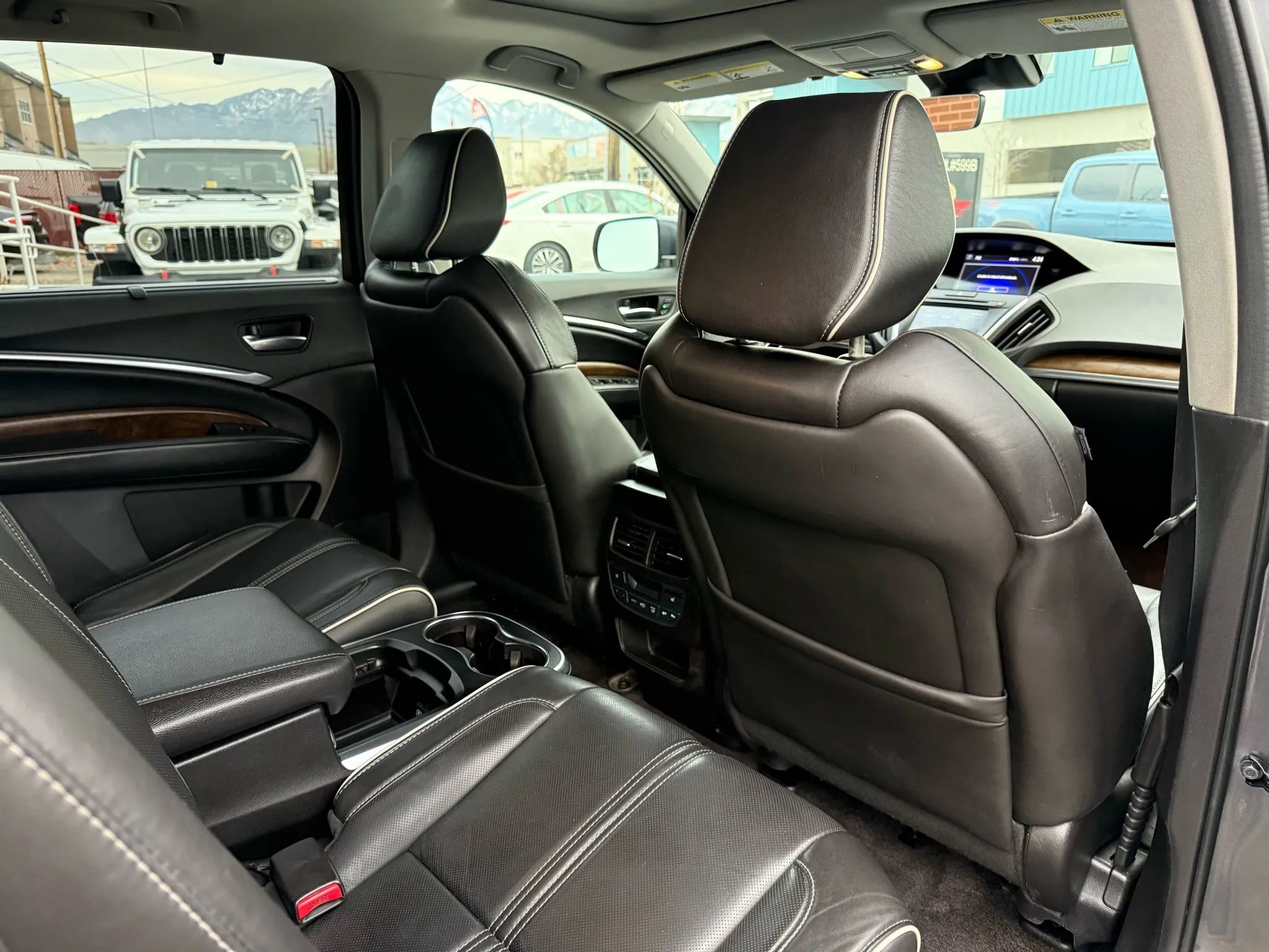 Used 2017 Acura MDX SH-AWD w/ Advance Package image 19