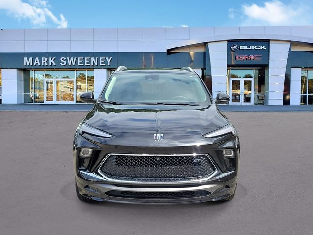 Used 2025 Buick Encore GX Sport Touring w/ Advanced Technology Package FWD image 2