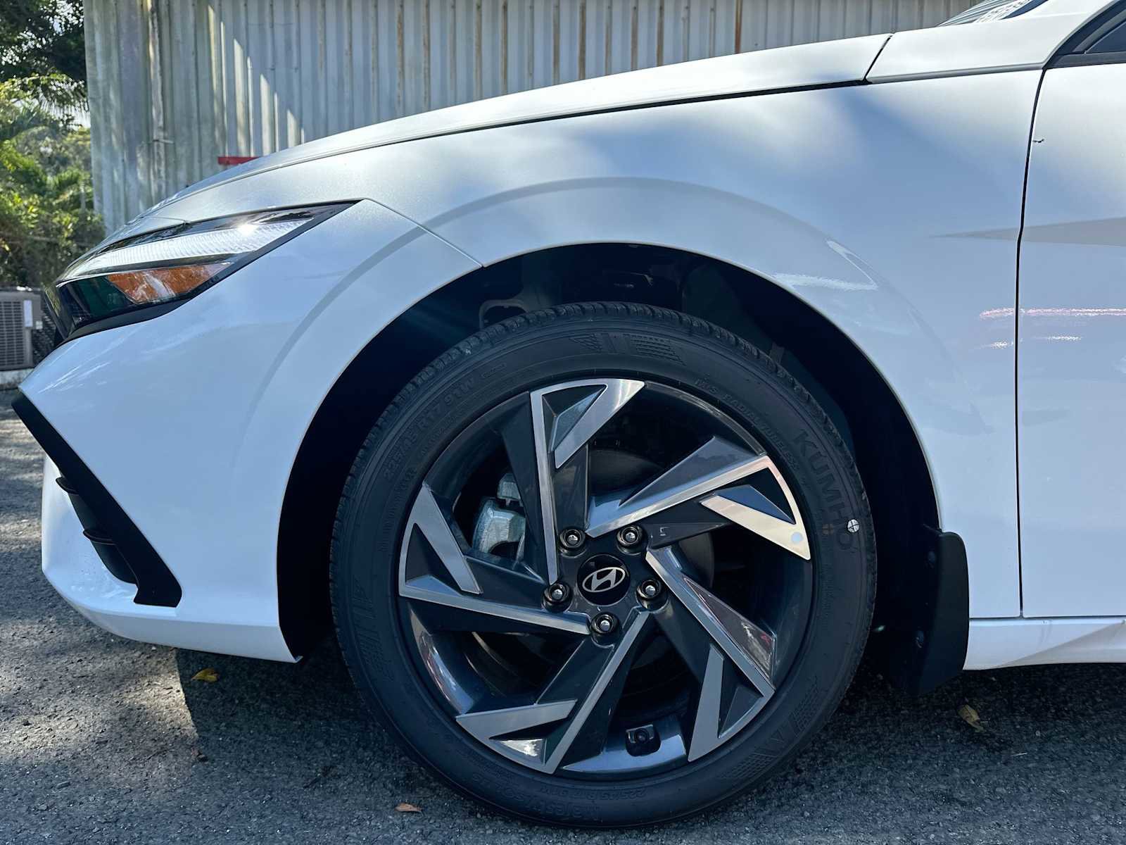 New 2025 Hyundai Elantra Sport FWD image 18