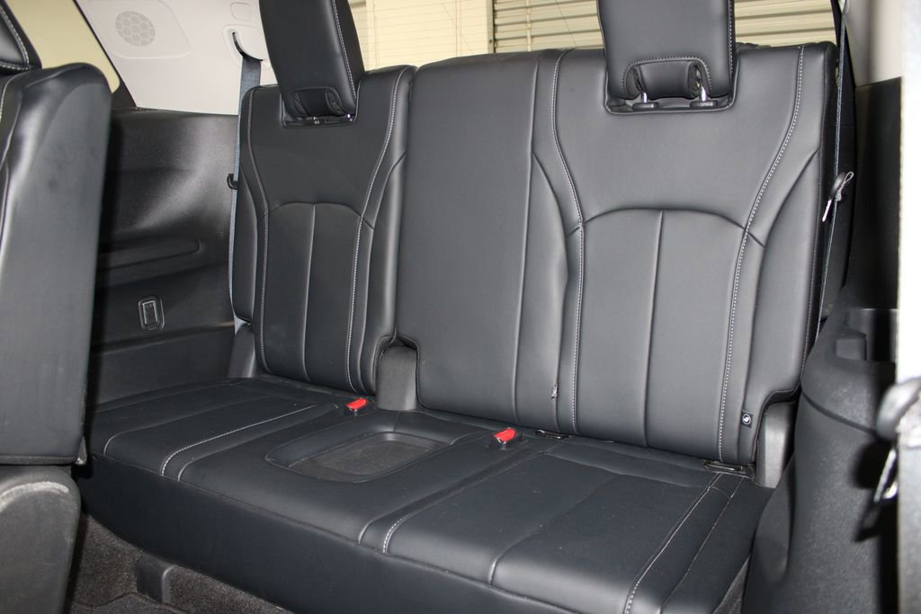 Used 2023 INFINITI QX60 Luxe FWD image 21