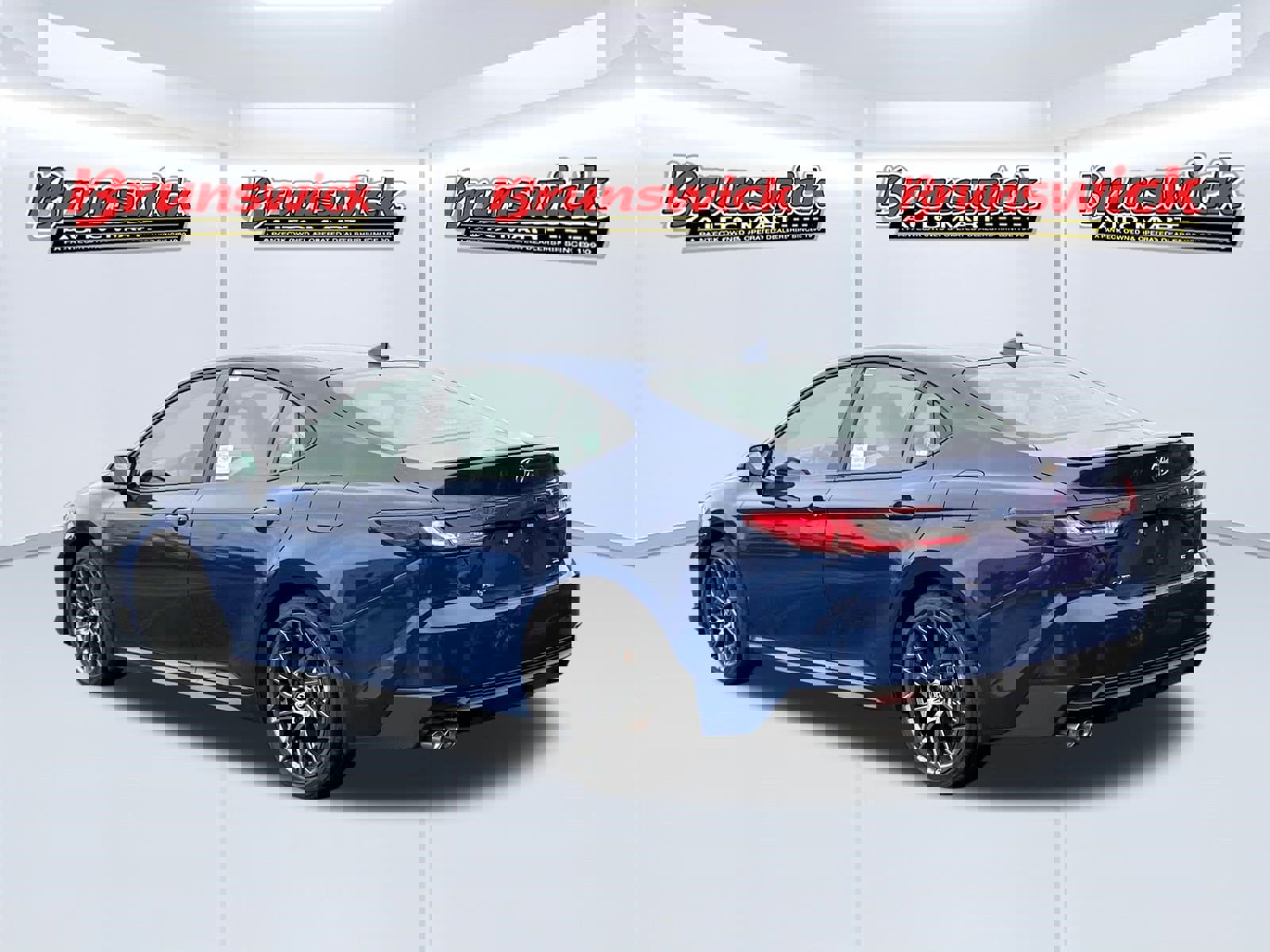 New 2026 Toyota Camry SE image 4