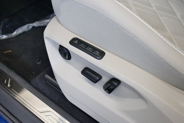 New 2026 Volkswagen Atlas SEL Premium R-Line image 11