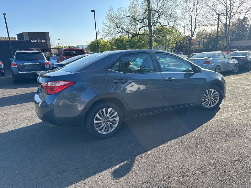 Used 2018 Toyota Corolla LE w/ LE Eco Premium Package FWD image 4